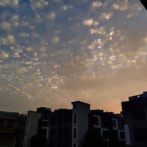 av蜜乳 肉偿 轮奸
